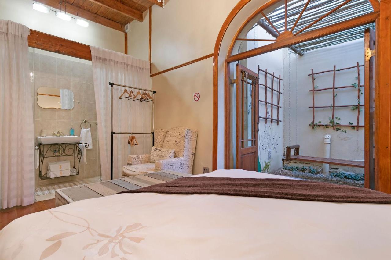 Apartamento J's Audacious Living Montagu Exterior foto